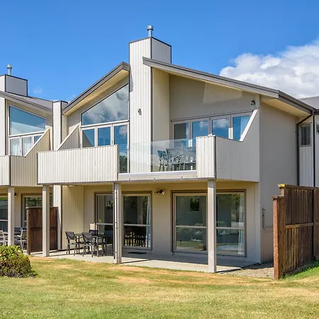 Deluxe Apartments Wanaka